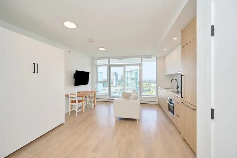 2610 13685 102 AVENUE - photo 3 of 22