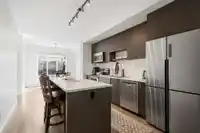 165 15230 GUILDFORD DRIVE - thumbnail 4