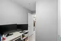 202 13555 GATEWAY DRIVE - thumbnail 32