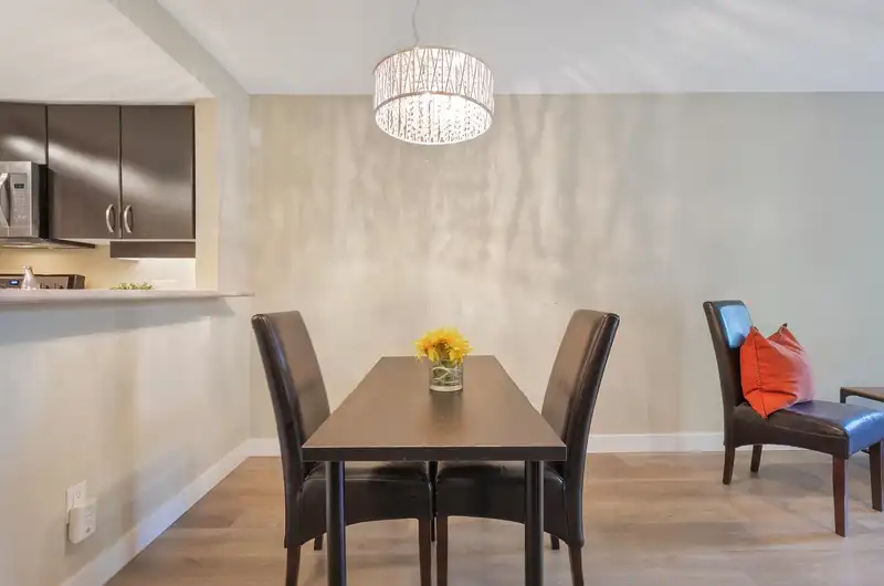334 10838 CITY PARKWAY - photo 2 of 29