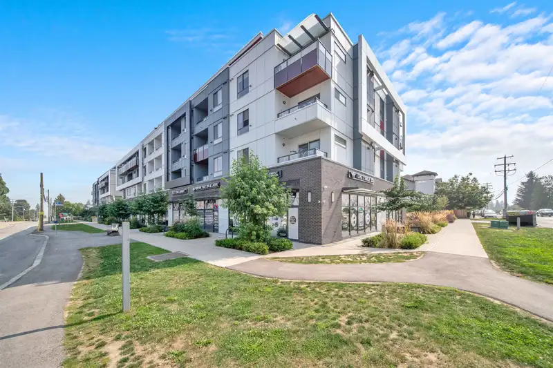 210 14438 72 AVENUE - photo 1 of 40