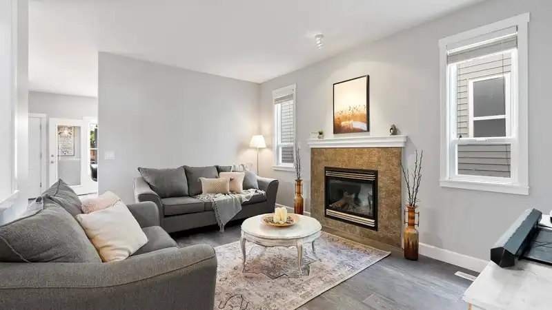 6668 185A STREET - photo 2 of 40