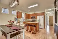 6914 190 STREET - thumbnail 2