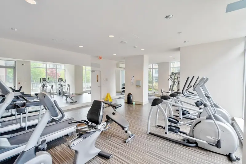 1807 13325 102A AVENUE - photo 4 of 13