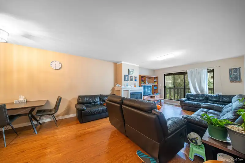117 13507 96 AVENUE - photo 2 of 18