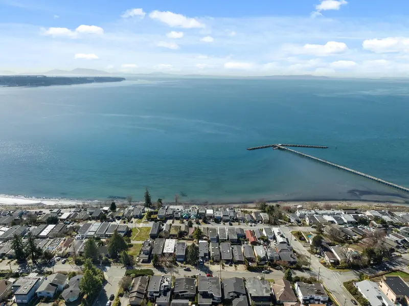 15276 COLUMBIA AVENUE - photo 3 of 25