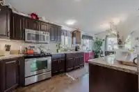 19 8220 KING GEORGE BOULEVARD - thumbnail 4