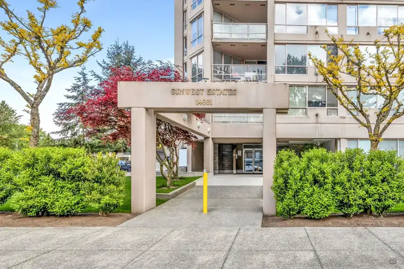 1603 14881 103A AVENUE - photo 2 of 27