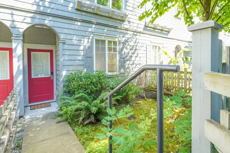 50 5858 142 STREET - photo 4 of 30