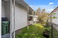 3 8220 KING GEORGE BOULEVARD - thumbnail 23