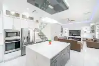 9076 147 STREET - thumbnail 4
