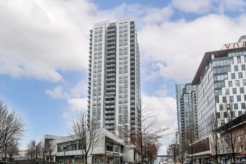 1103 2979 GLEN DRIVE - photo 1 of 23