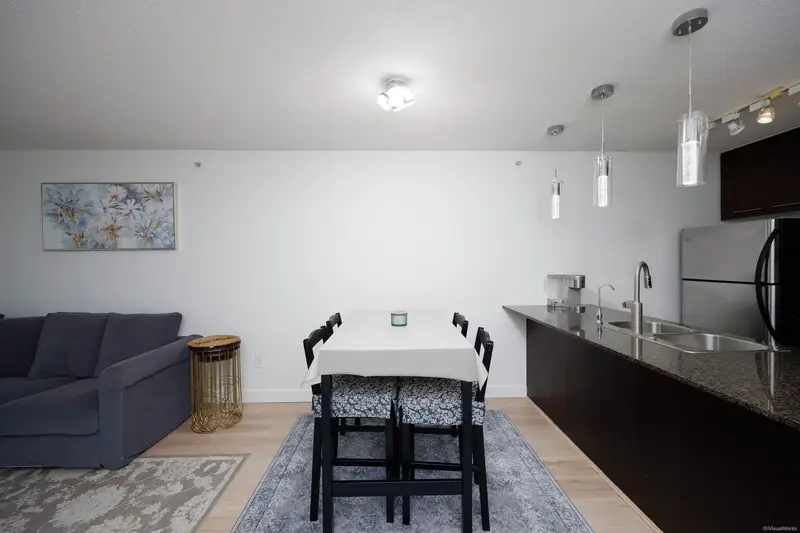 1103 2979 GLEN DRIVE - photo 4 of 23