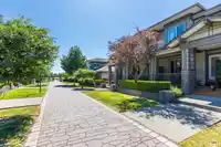 132 18701 66 AVENUE - thumbnail 3