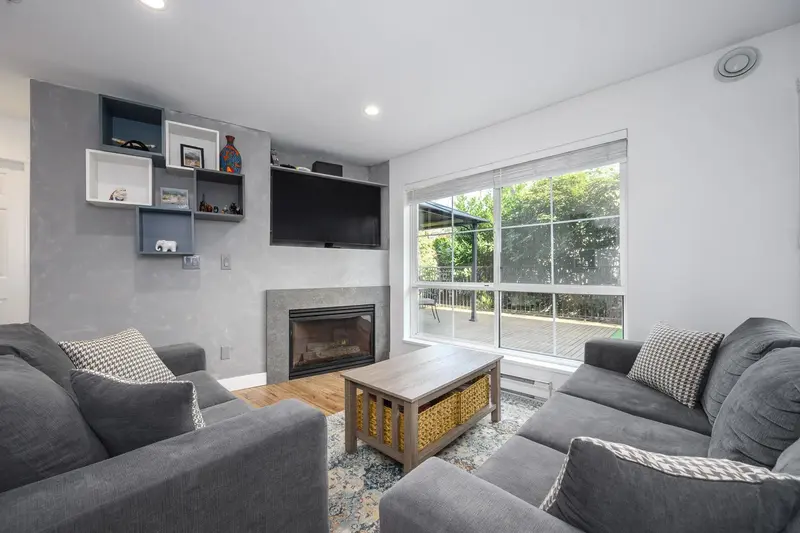 102 2388 WELCHER AVENUE - photo 3 of 25