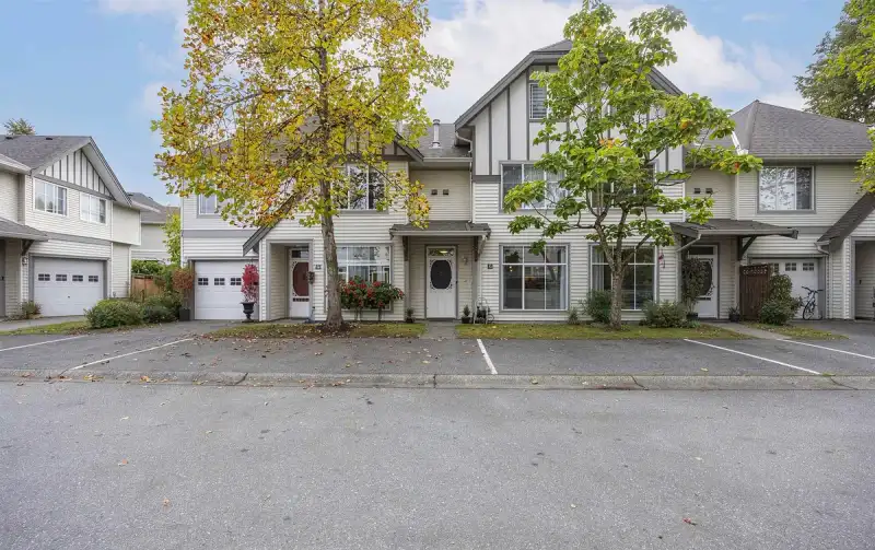 74 6465 184A STREET - photo 1 of 28