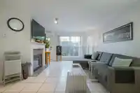 102 7435 121A STREET - thumbnail 3
