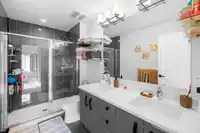 57 5945 176A STREET - thumbnail 26
