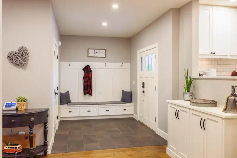 19153 87A AVENUE - photo 3 of 40