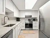 202 7095 133B STREET - thumbnail 5