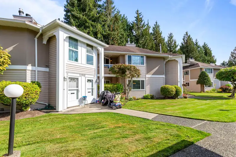 14 14846 100 AVENUE - photo 2 of 37