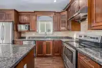 6742 191A STREET - thumbnail 5