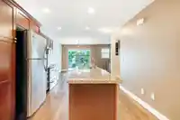 25 6555 192A STREET - thumbnail 7