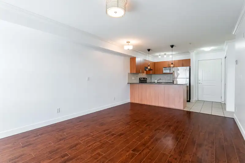 222 17769 57 AVENUE - photo 4 of 25