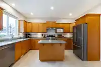 6291 167A STREET - thumbnail 7