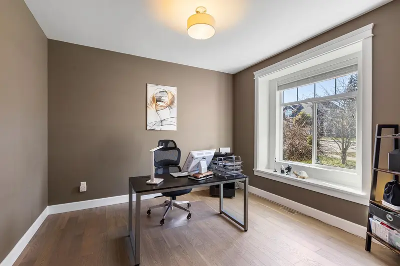 2720 164 STREET - photo 4 of 25