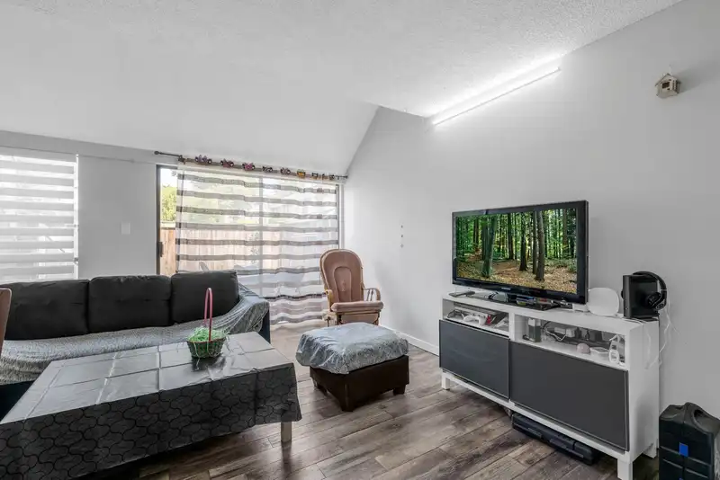 47 17708 60 AVENUE - photo 4 of 17
