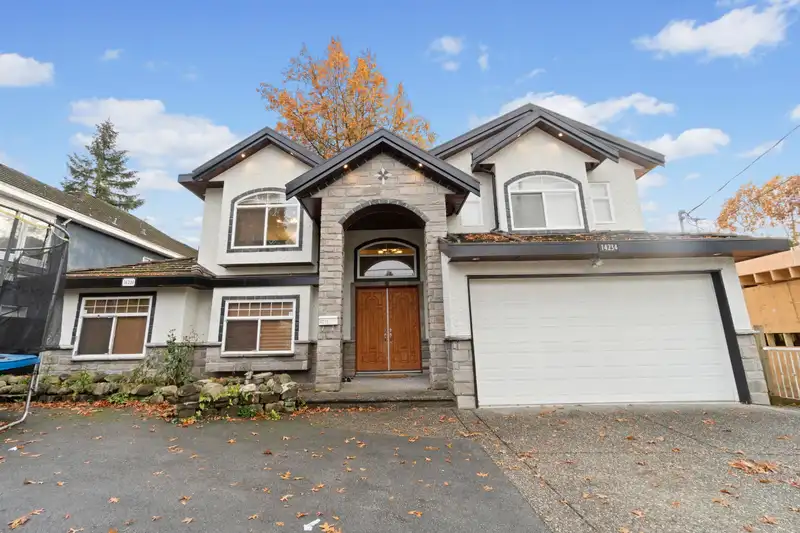 14234 110 AVENUE - photo 1 of 40