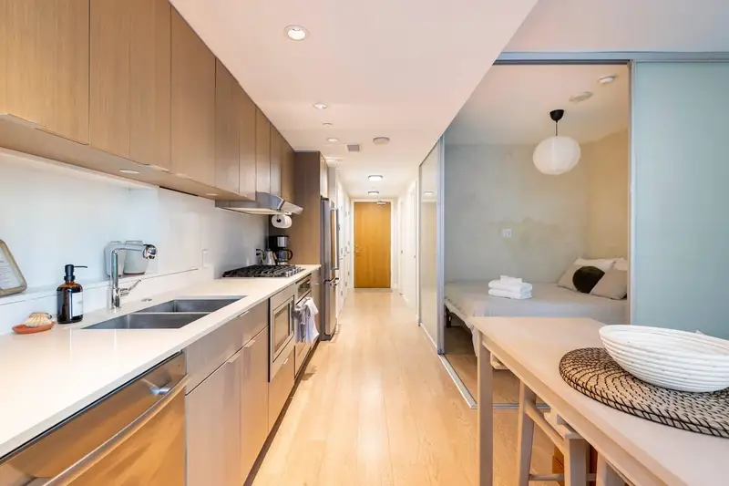 303 111 E 1ST AVENUE - photo 3 of 22