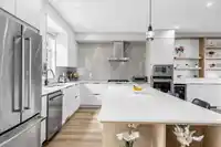 33 10488 124 STREET - thumbnail 4