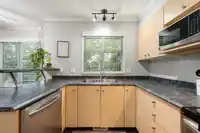 87 18883 65 AVENUE - thumbnail 21