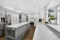 5927 169A STREET - thumbnail 18