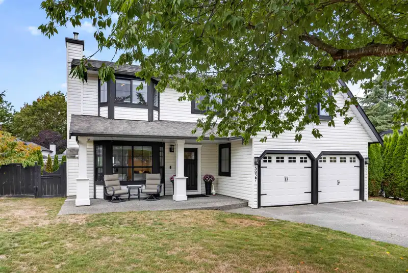 5927 169A STREET - photo 3 of 24