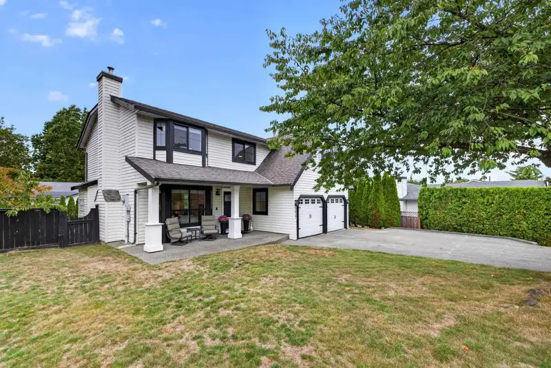 5927 169A STREET - photo 4 of 24