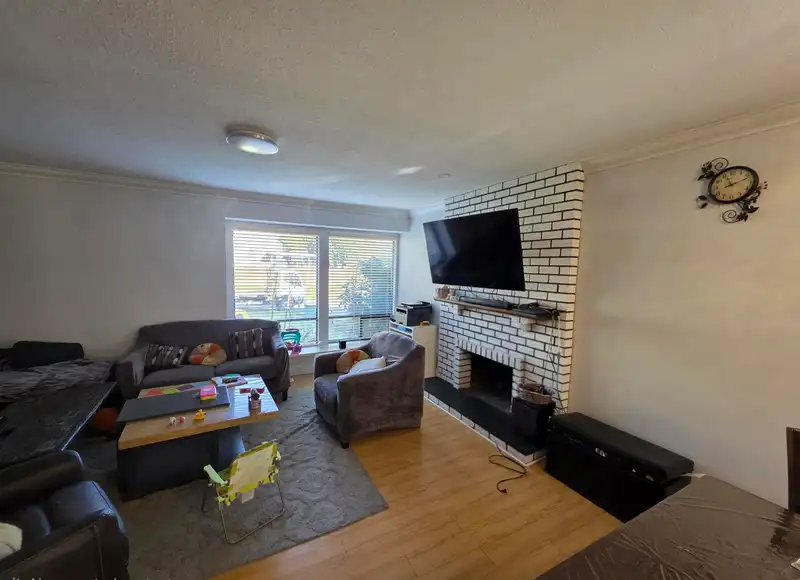 6524 133A STREET - photo 4 of 17