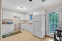 15829 87A AVENUE - thumbnail 10