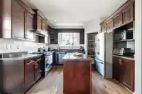 6143 150B STREET - thumbnail 8