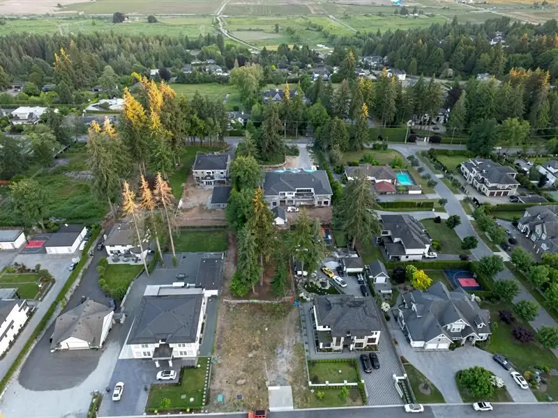 13088 57 AVENUE - photo 1 of 7
