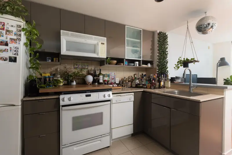 3001 928 BEATTY STREET - photo 4 of 21