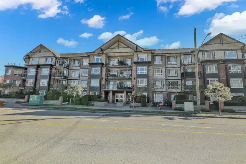 205 14960 102A AVENUE - photo 1 of 23