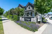 33 14271 60 AVENUE - thumbnail 1