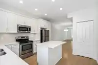 33 14271 60 AVENUE - thumbnail 3