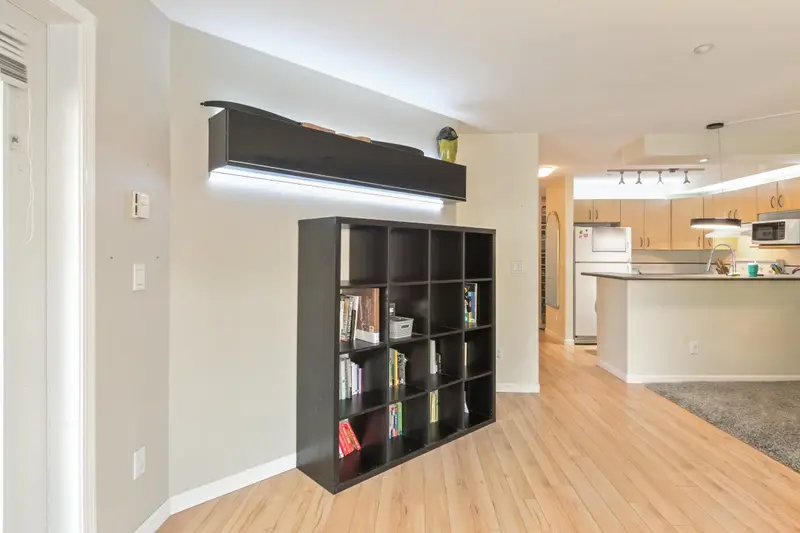 204 20200 56 AVENUE - photo 4 of 22