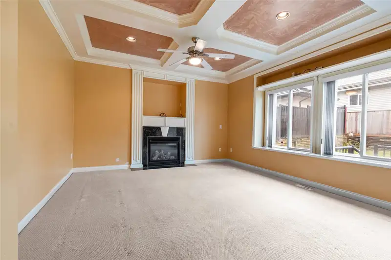8115 169 STREET - photo 4 of 27