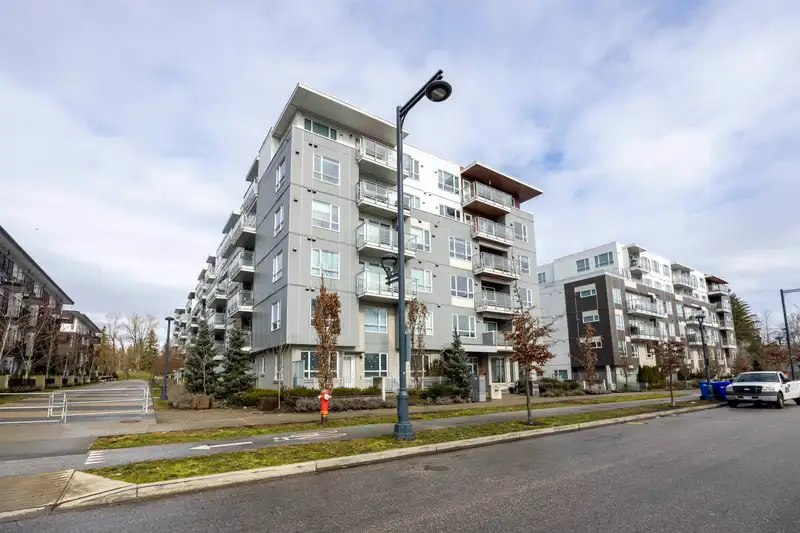 405 13963 105 BOULEVARD - photo 2 of 24