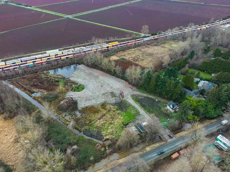 17260 RIVER ROAD - photo 1 of 18